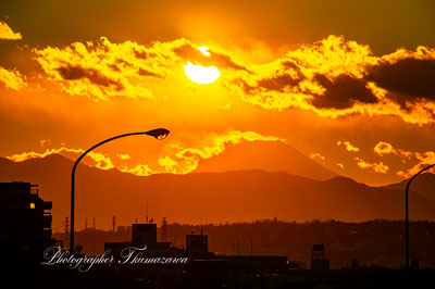 20250129-jindaijibasutei0033m